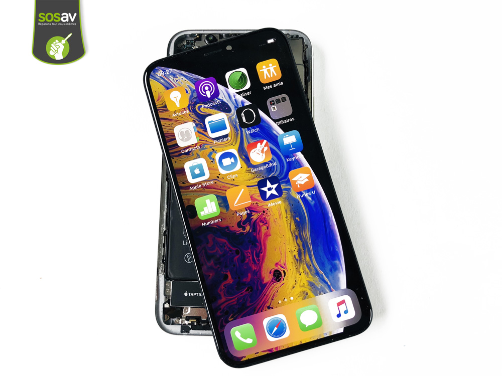 iPhone XS ouvert