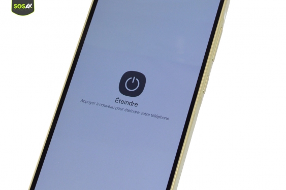 Guide photos remplacement batterie Galaxy A35 (Etape 1 - image 3)