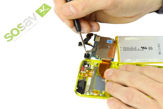 Guide photos remplacement bouton power iPod Touch 5e Gen (Etape 29 - image 1)