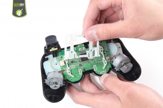 Guide photos remplacement flèche directionnelle Manette Dualshock 3 (Modèle Sixaxis) (Etape 4 - image 2)